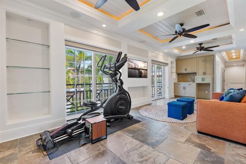 House in Saint Petersburg, Florida 4 bedrooms, 363.06 sq.m. № 1621844 - photo 26