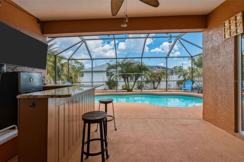 House in North Port, Florida 3 bedrooms, 192.49 sq.m. № 2195135 - photo 5