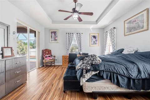House in North Port, Florida 3 bedrooms, 192.49 sq.m. № 2195135 - photo 27