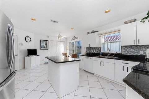 Casa en venta en Punta Gorda, Florida, 3 dormitorios, 160.63 m2 № 1518102 - foto 9