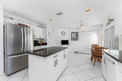 Casa en venta en Punta Gorda, Florida, 3 dormitorios, 160.63 m2 № 1518102 - foto 11