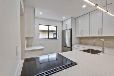 Condo in Delray Beach, Florida, 1 bedroom  № 2363576