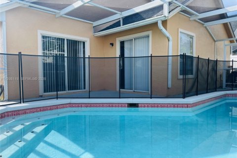 House in Kissimmee, Florida 3 bedrooms № 1994181 - photo 11