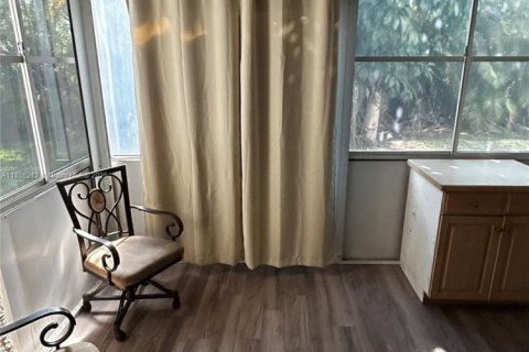 Condo in Margate, Florida, 2 bedrooms  № 1874886 - photo 5