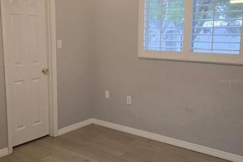 House in Sarasota, Florida 3 bedrooms, 98.01 sq.m. № 1767202 - photo 13
