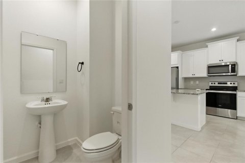 House in Orlando, Florida 3 bedrooms, 149.67 sq.m. № 1865996 - photo 11