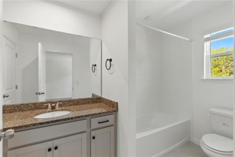 House in Orlando, Florida 3 bedrooms, 149.67 sq.m. № 1865996 - photo 27