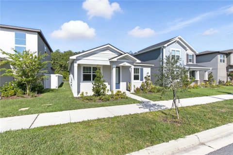 House in Orlando, Florida 3 bedrooms, 149.67 sq.m. № 1865996 - photo 3