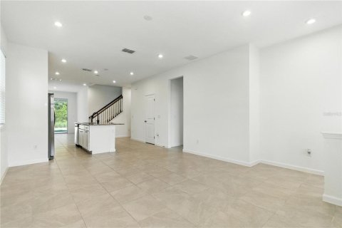 House in Orlando, Florida 3 bedrooms, 149.67 sq.m. № 1865996 - photo 7