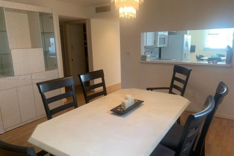 Copropriété à vendre à Tamarac, Floride: 2 chambres, 120.22 m2 № 2066270 - photo 5