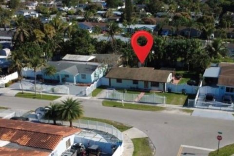 Купить виллу или дом в Хомстед, Флорида 3 спальни, 106.28м2, № 2051001 - фото 18