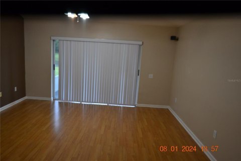 Villa ou maison à louer à Wesley Chapel, Floride: 4 chambres, 181.72 m2 № 1851588 - photo 6