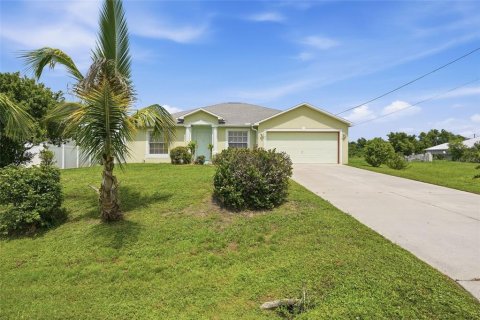 Casa en venta en Lehigh Acres, Florida, 3 dormitorios, 150.97 m2 № 2377575 - foto 2
