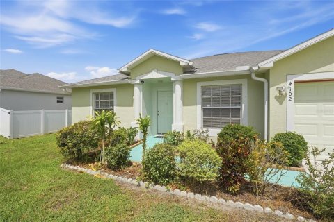 Casa en venta en Lehigh Acres, Florida, 3 dormitorios, 150.97 m2 № 2377575 - foto 3