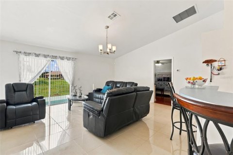Casa en venta en Lehigh Acres, Florida, 3 dormitorios, 150.97 m2 № 2377575 - foto 8