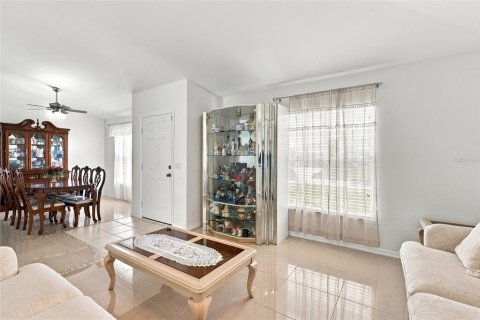 Casa en venta en Lehigh Acres, Florida, 3 dormitorios, 150.97 m2 № 2377575 - foto 7