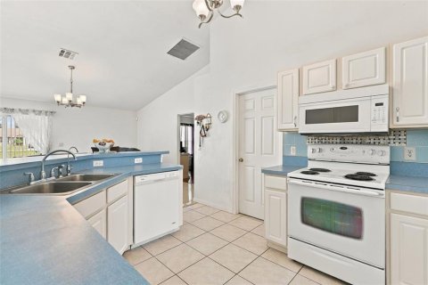 Casa en venta en Lehigh Acres, Florida, 3 dormitorios, 150.97 m2 № 2377575 - foto 17