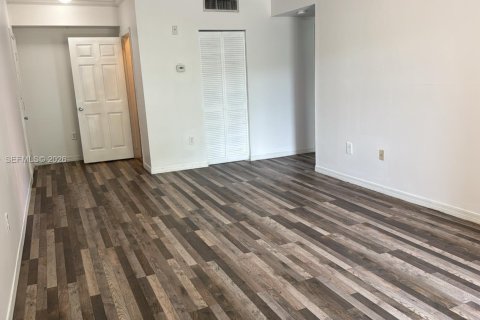 Condominio en alquiler en Pembroke Pines, Florida, 2 dormitorios, 104.98 m2 № 2009506 - foto 19