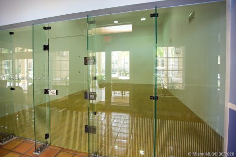 Condominio en alquiler en Pembroke Pines, Florida, 2 dormitorios, 104.98 m2 № 2009506 - foto 2