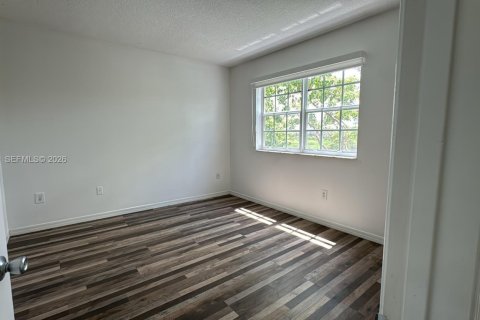 Condominio en alquiler en Pembroke Pines, Florida, 2 dormitorios, 104.98 m2 № 2009506 - foto 12