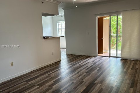 Condominio en alquiler en Pembroke Pines, Florida, 2 dormitorios, 104.98 m2 № 2009506 - foto 14