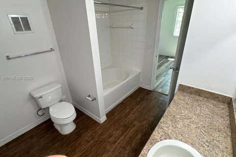 Condominio en alquiler en Pembroke Pines, Florida, 2 dormitorios, 104.98 m2 № 2009506 - foto 28