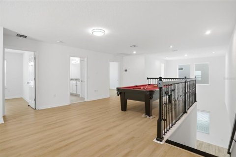 House in Orlando, Florida 5 bedrooms, 278.99 sq.m. № 2204511 - photo 22