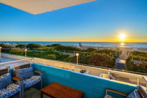 Condo in Miami Beach, Florida, 1 bedroom  № 1768616 - photo 3