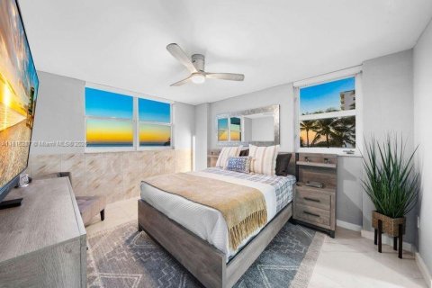 Condo in Miami Beach, Florida, 1 bedroom  № 1768616 - photo 8
