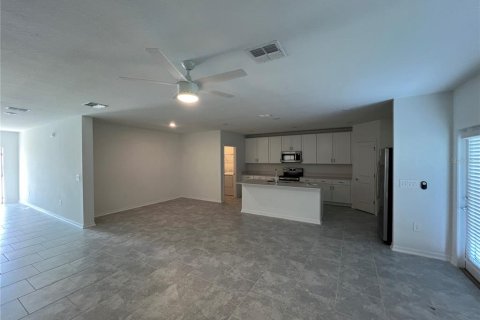House in Winter Haven, Florida 5 bedrooms, 209.4 sq.m. № 1769982 - photo 16