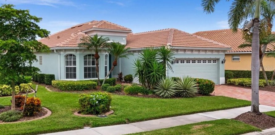 Casa en North Port, Florida 3 dormitorios, 193.98 m2 № 1876120