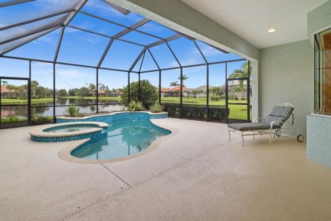 Casa en venta en North Port, Florida, 3 dormitorios, 193.98 m2 № 1876120 - foto 4