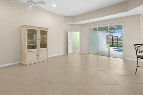 Casa en venta en North Port, Florida, 3 dormitorios, 193.98 m2 № 1876120 - foto 7