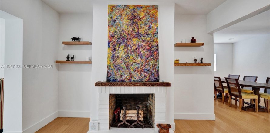 Villa ou maison à Hollywood, Floride 5 chambres № 2059286