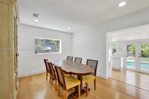 Villa ou maison à vendre à Hollywood, Floride: 5 chambres № 2059286 - photo 2