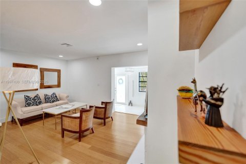 Villa ou maison à vendre à Hollywood, Floride: 5 chambres № 2059286 - photo 20