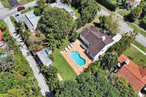 Villa ou maison à vendre à Hollywood, Floride: 5 chambres № 2059286 - photo 9