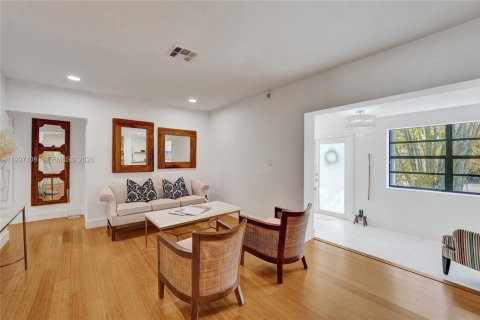 Villa ou maison à vendre à Hollywood, Floride: 5 chambres № 2059286 - photo 22