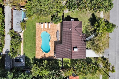 Villa ou maison à vendre à Hollywood, Floride: 5 chambres № 2059286 - photo 5