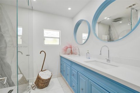 Villa ou maison à vendre à Hollywood, Floride: 5 chambres № 2059286 - photo 10