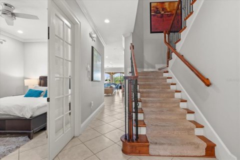 Casa en venta en Kissimmee, Florida, 6 dormitorios, 315.03 m2 № 1766243 - foto 18