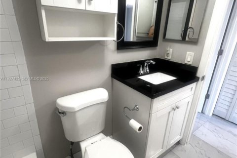 Villa ou maison à vendre à Davie, Floride: 3 chambres, 115.57 m2 № 1987719 - photo 25