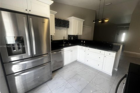 Villa ou maison à vendre à Davie, Floride: 3 chambres, 115.57 m2 № 1987719 - photo 9