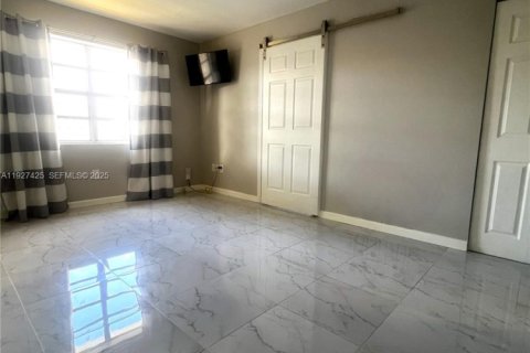 Villa ou maison à vendre à Davie, Floride: 3 chambres, 115.57 m2 № 1987719 - photo 27