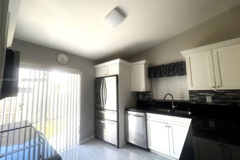 Villa ou maison à vendre à Davie, Floride: 3 chambres, 115.57 m2 № 1987719 - photo 14