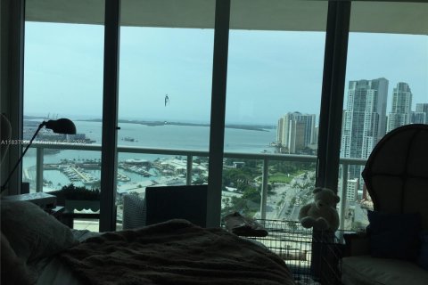 Condo in Miami, Florida, 1 bedroom  № 1888792 - photo 4