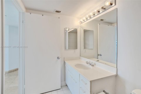 Copropriété à vendre à Aventura, Floride: 3 chambres, 157.93 m2 № 2010857 - photo 10