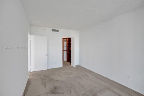 Copropriété à vendre à Aventura, Floride: 3 chambres, 157.93 m2 № 2010857 - photo 7
