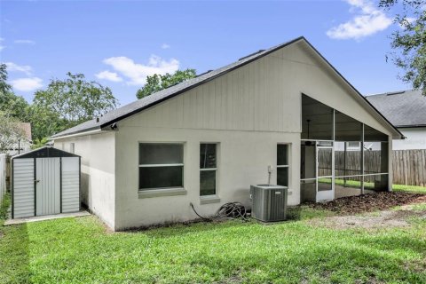 House in Oviedo, Florida 3 bedrooms, 121.33 sq.m. № 2354410 - photo 25