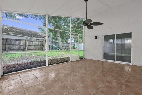 House in Oviedo, Florida 3 bedrooms, 121.33 sq.m. № 2354410 - photo 23